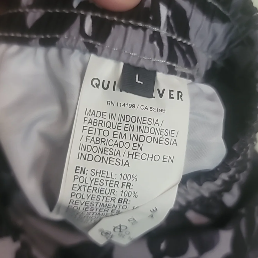 QUICKSILVER MEN'S SWIM COLLECTION FLORAL SWIM TRUNK:GRAY/BLACK FLORAL: NWT:L_4